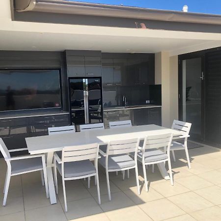 Grand Mercure Allegra Hervey Bay Zewnętrze zdjęcie Outdoor kitchen
