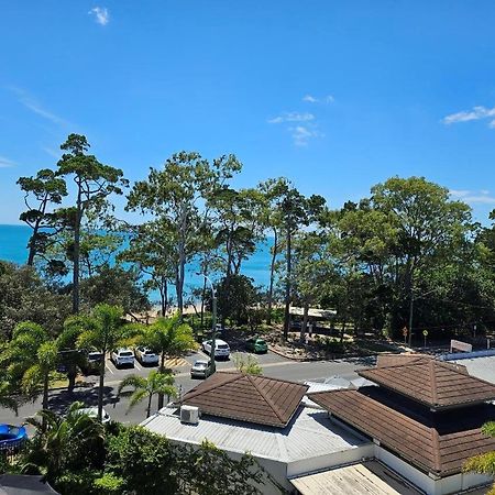 Grand Mercure Allegra Hervey Bay Zewnętrze zdjęcie View of the beach from the hotel