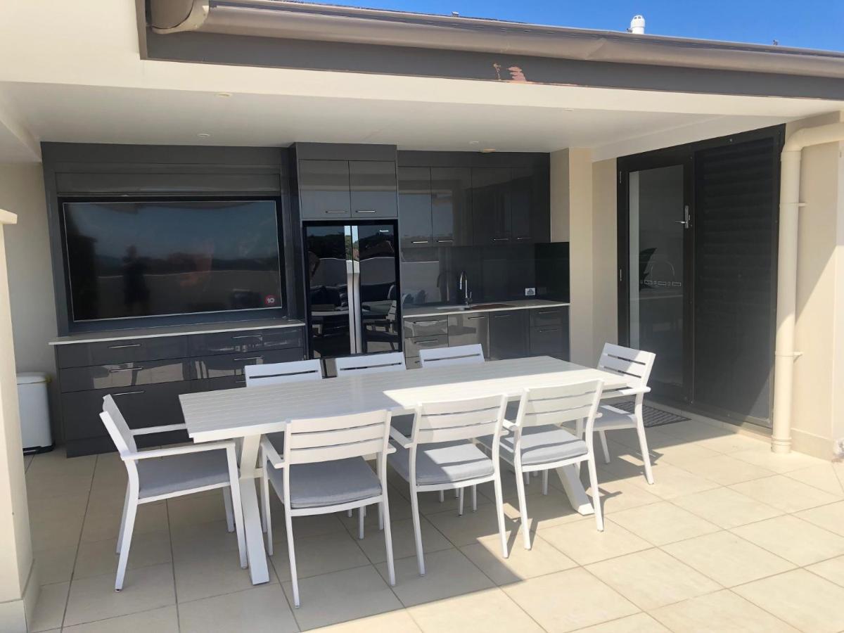 Grand Mercure Allegra Hervey Bay Zewnętrze zdjęcie Outdoor kitchen