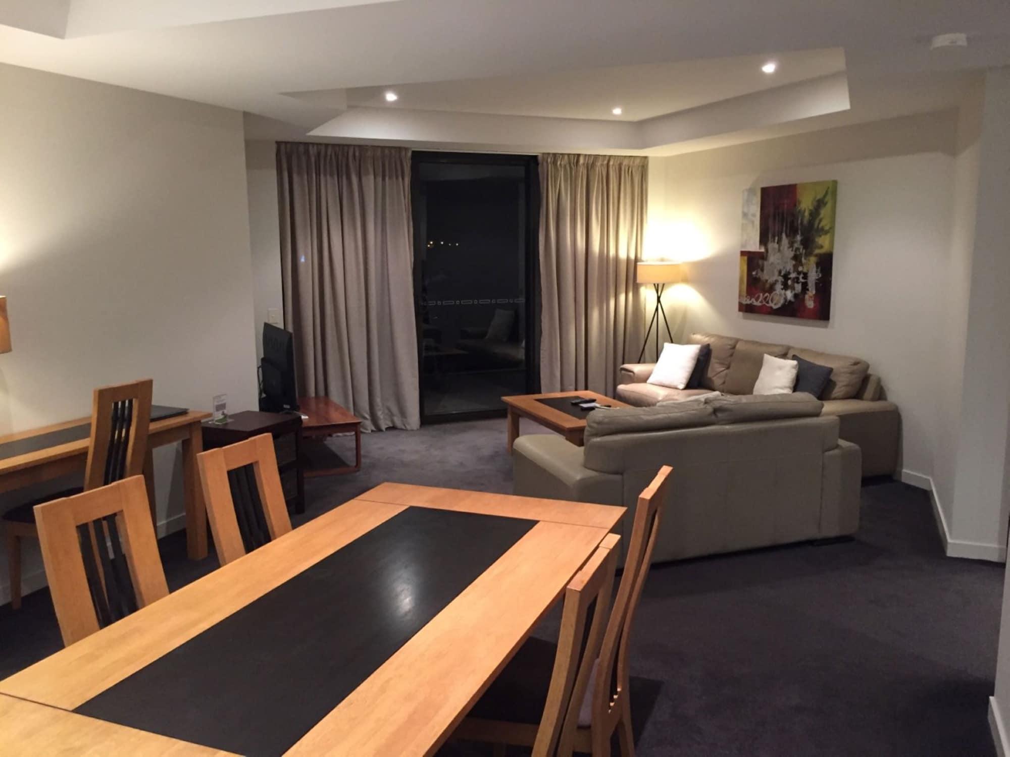 Grand Mercure Allegra Hervey Bay Zewnętrze zdjęcie A typical apartment at the hotel