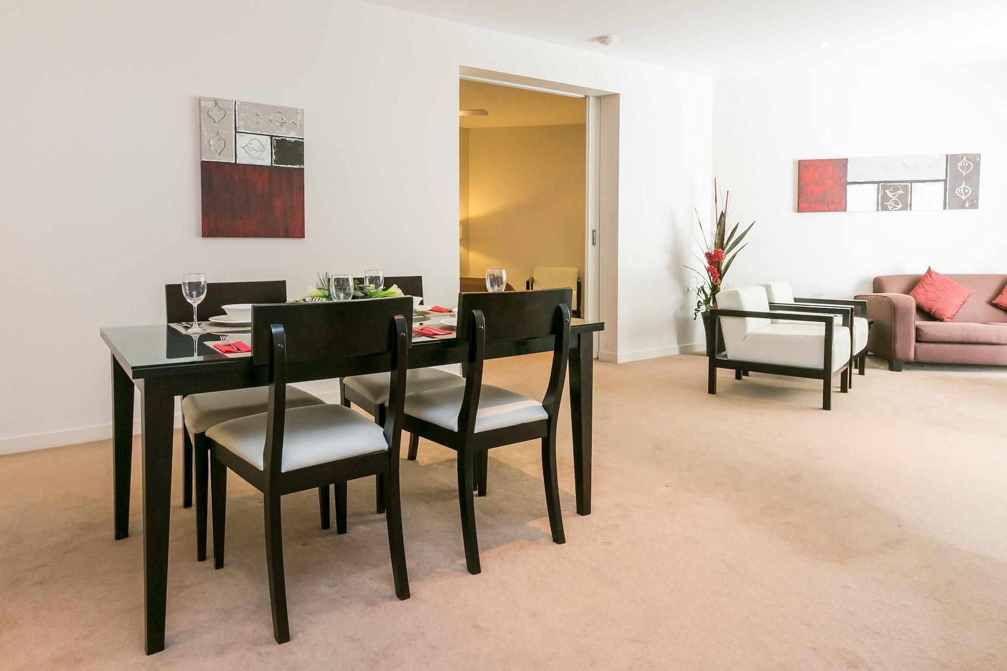 Grand Mercure Allegra Hervey Bay Zewnętrze zdjęcie A typical apartment at the complex