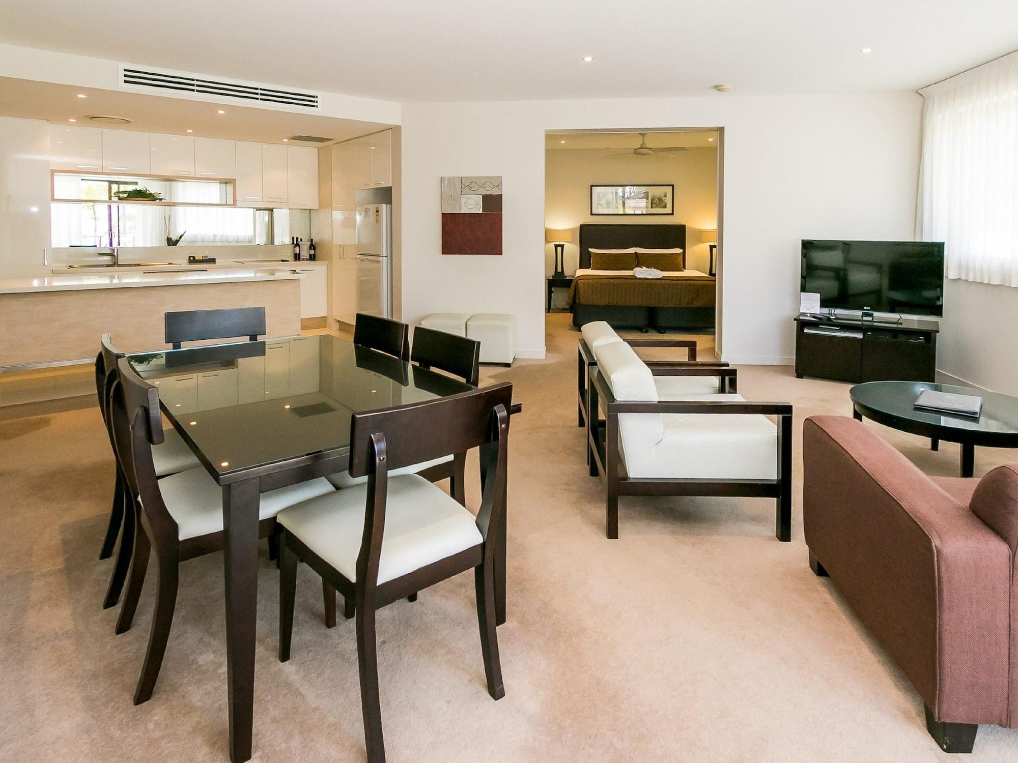 Grand Mercure Allegra Hervey Bay Zewnętrze zdjęcie A typical apartment