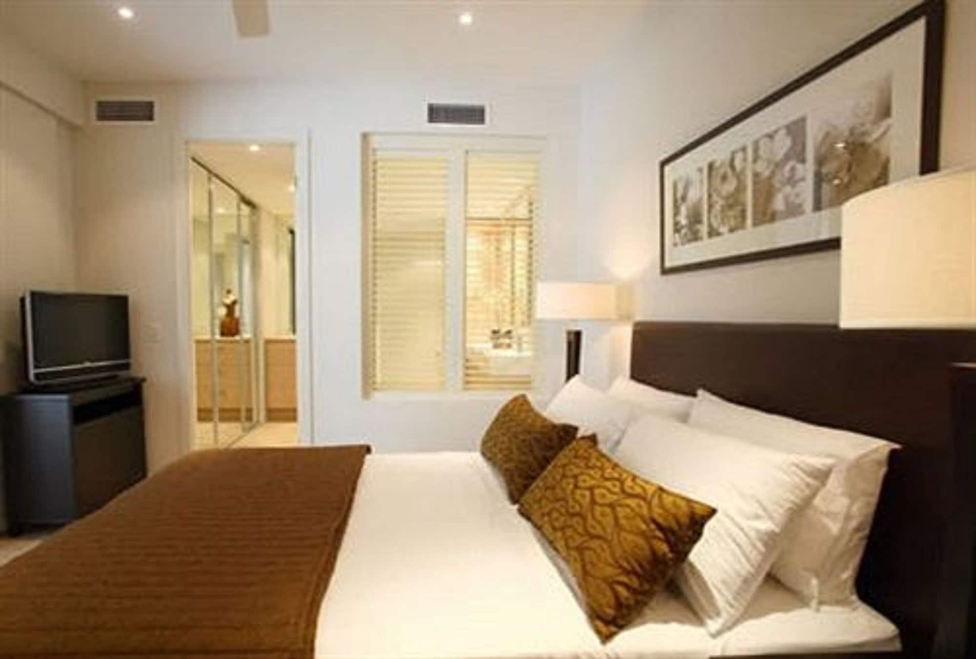 Grand Mercure Allegra Hervey Bay Zewnętrze zdjęcie A bedroom at the hotel