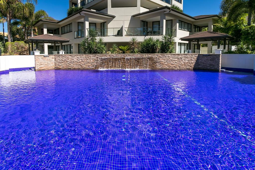 Grand Mercure Allegra Hervey Bay Zewnętrze zdjęcie The pool at the Sheraton Resort