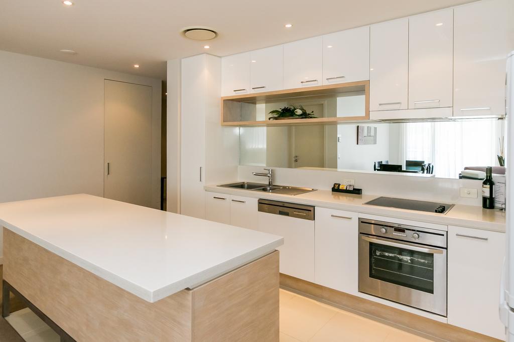 Grand Mercure Allegra Hervey Bay Zewnętrze zdjęcie A modern Australian kitchen