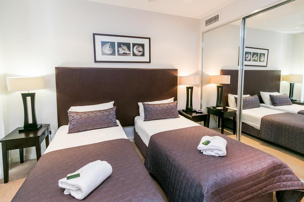 Grand Mercure Allegra Hervey Bay Zewnętrze zdjęcie A bedroom at the hotel