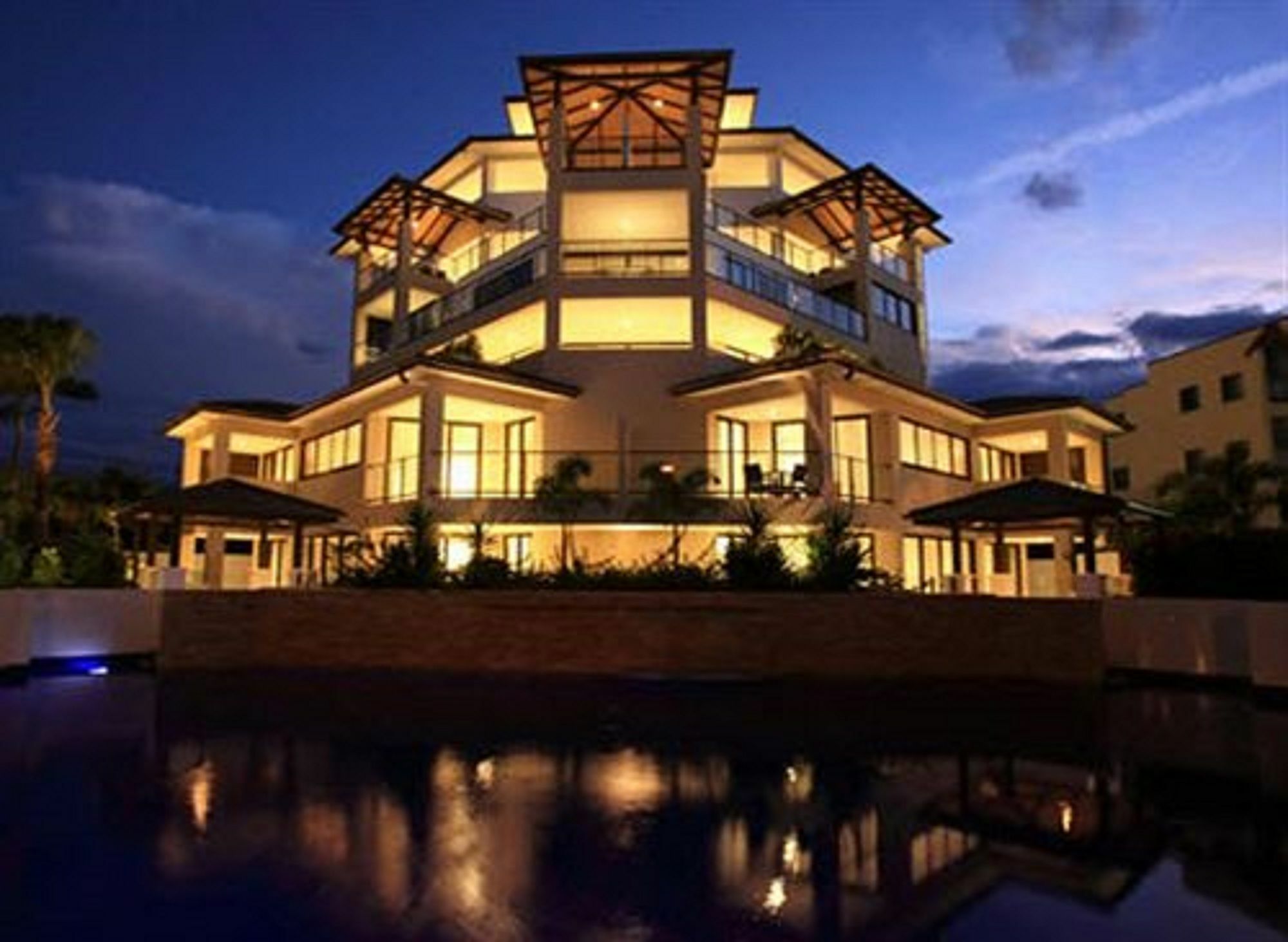 Grand Mercure Allegra Hervey Bay Zewnętrze zdjęcie The Royal